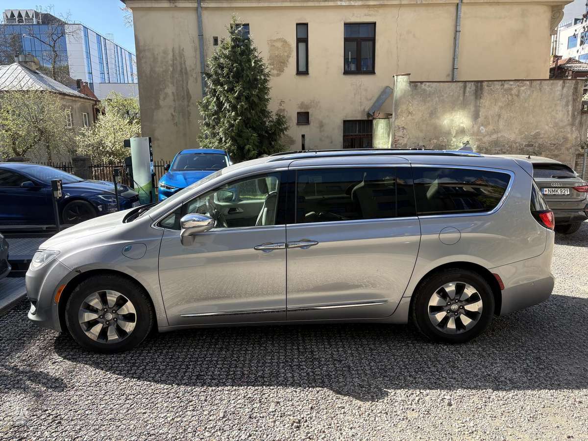 Chrysler Pacifica, 3.6 l., mpv / minivan