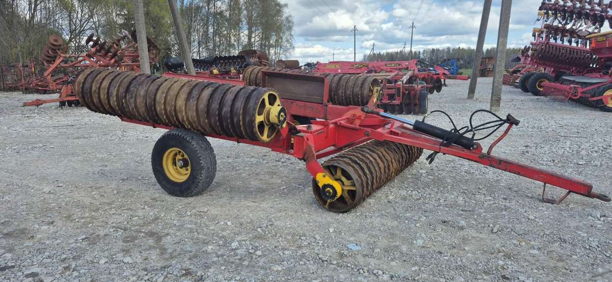 Vaderstad EV - 620, compacting, leveling rollers
