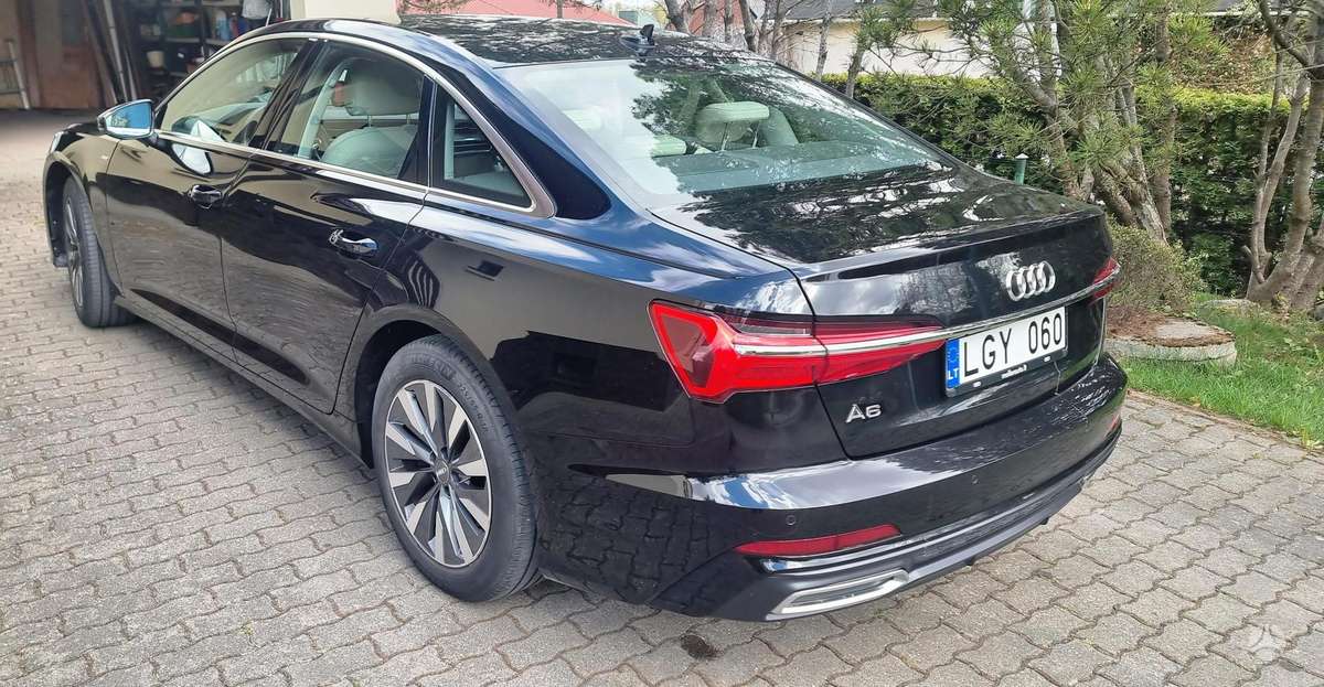 Audi A6, 2.0 l., Лимузин