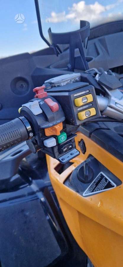 Can-Am Outlander Max 1000cc, квадроциклы