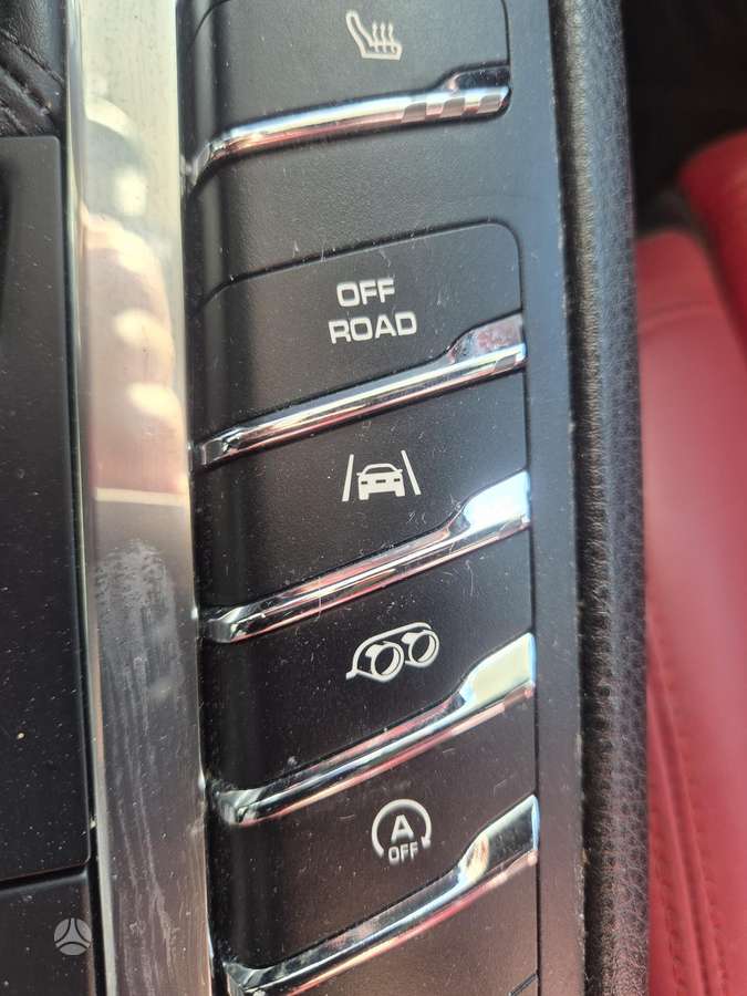 Porsche Macan, 3.0 l., off-road / crossover