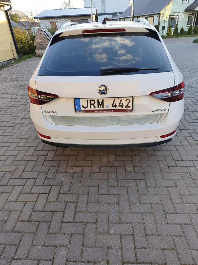 Skoda Superb, 2.0 l., universalas