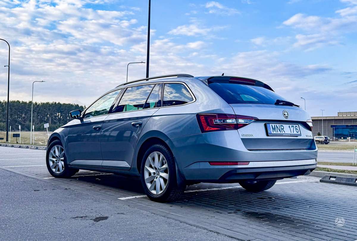 Skoda Superb, 2.0 l., Универсал