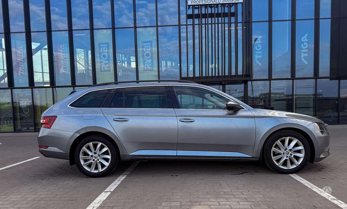 Skoda Superb, 2.0 l., Универсал