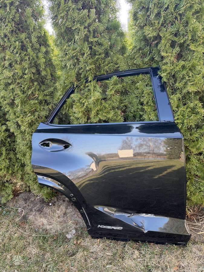 Lexus NX 300h двери