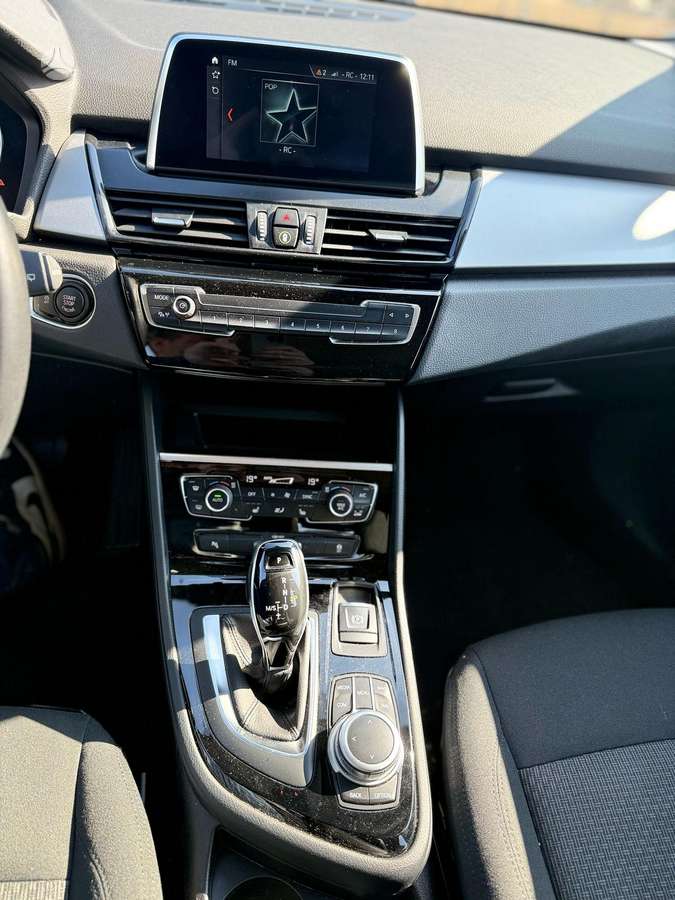BMW 216, 1.5 l., Минивэн