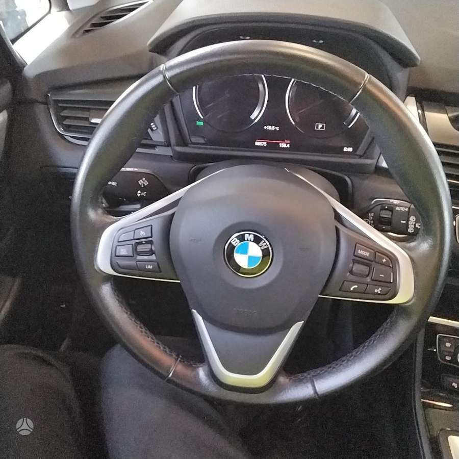 BMW 216, 1.5 l., Минивэн