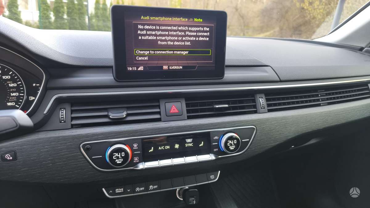 Audi A4, 2.0 l., saloon / sedan