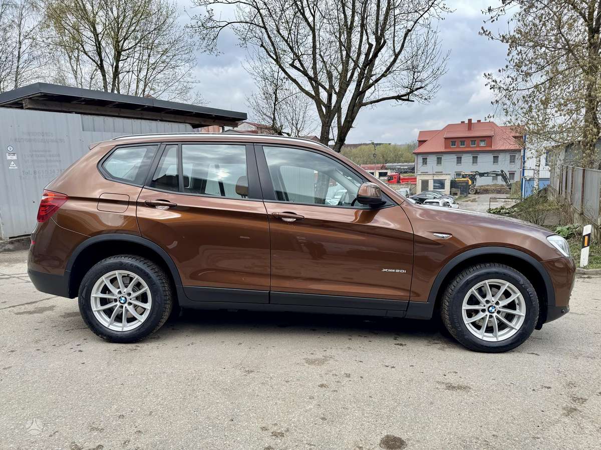 BMW X3, 2.0 l., off-road / crossover