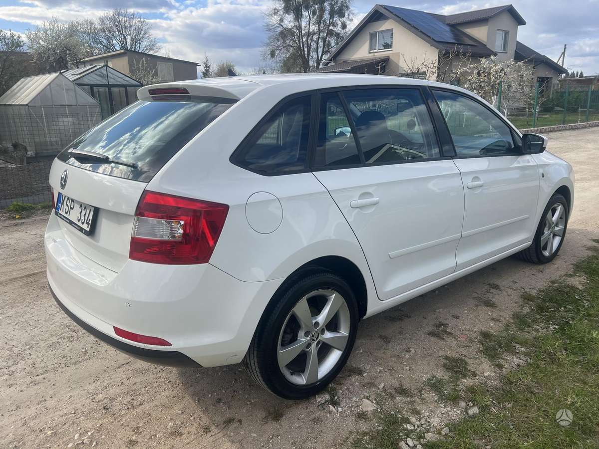 Skoda Rapid, 1.6 l., hatchback