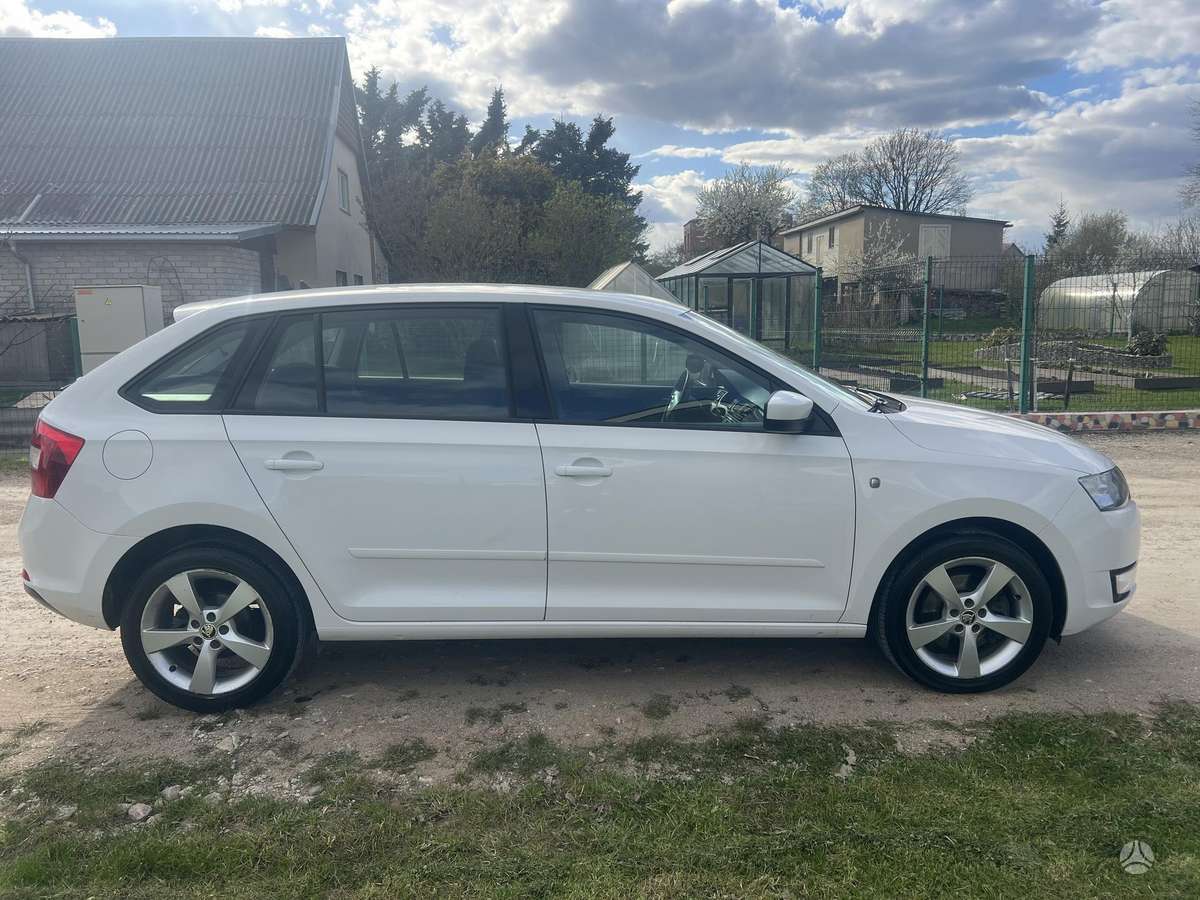 Skoda Rapid, 1.6 l., hatchback