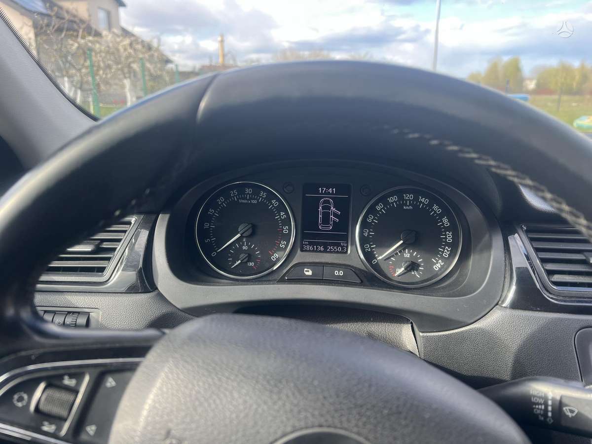 Skoda Rapid, 1.6 l., hatchback