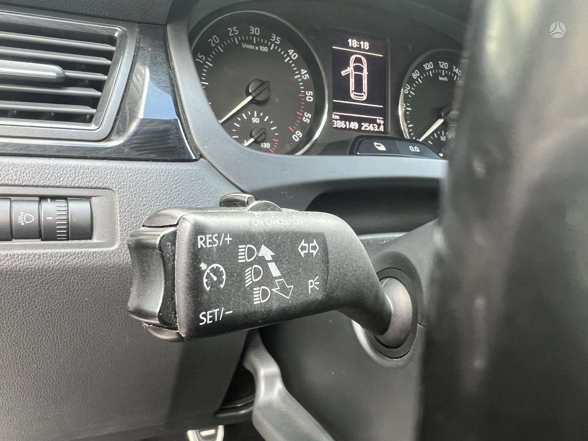 Skoda Rapid, 1.6 l., hatchback