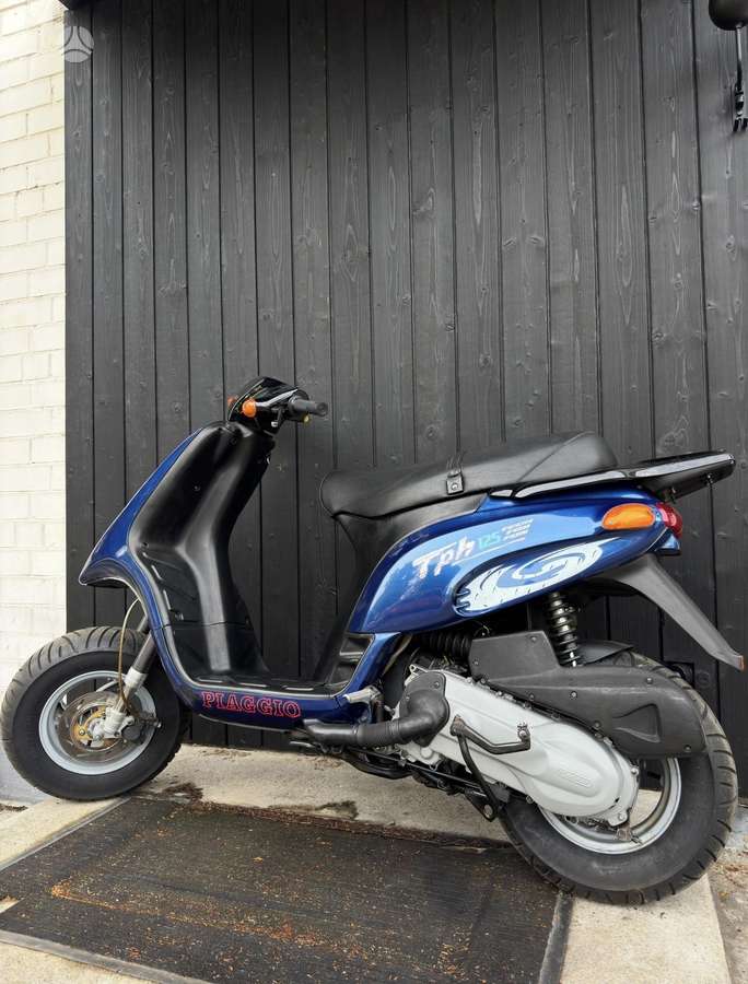 Piaggio Typhoon, motoroleriai / mopedai