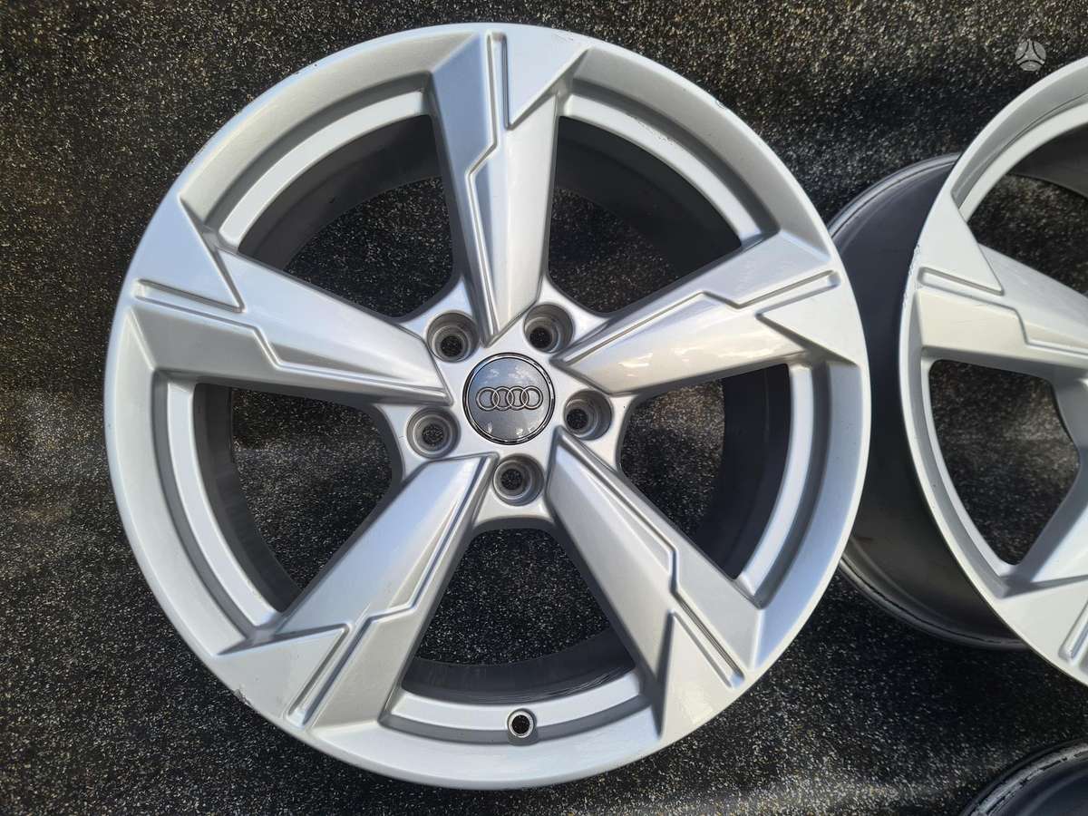 Audi ORIGINAL AUDI, легкосплавные , R18