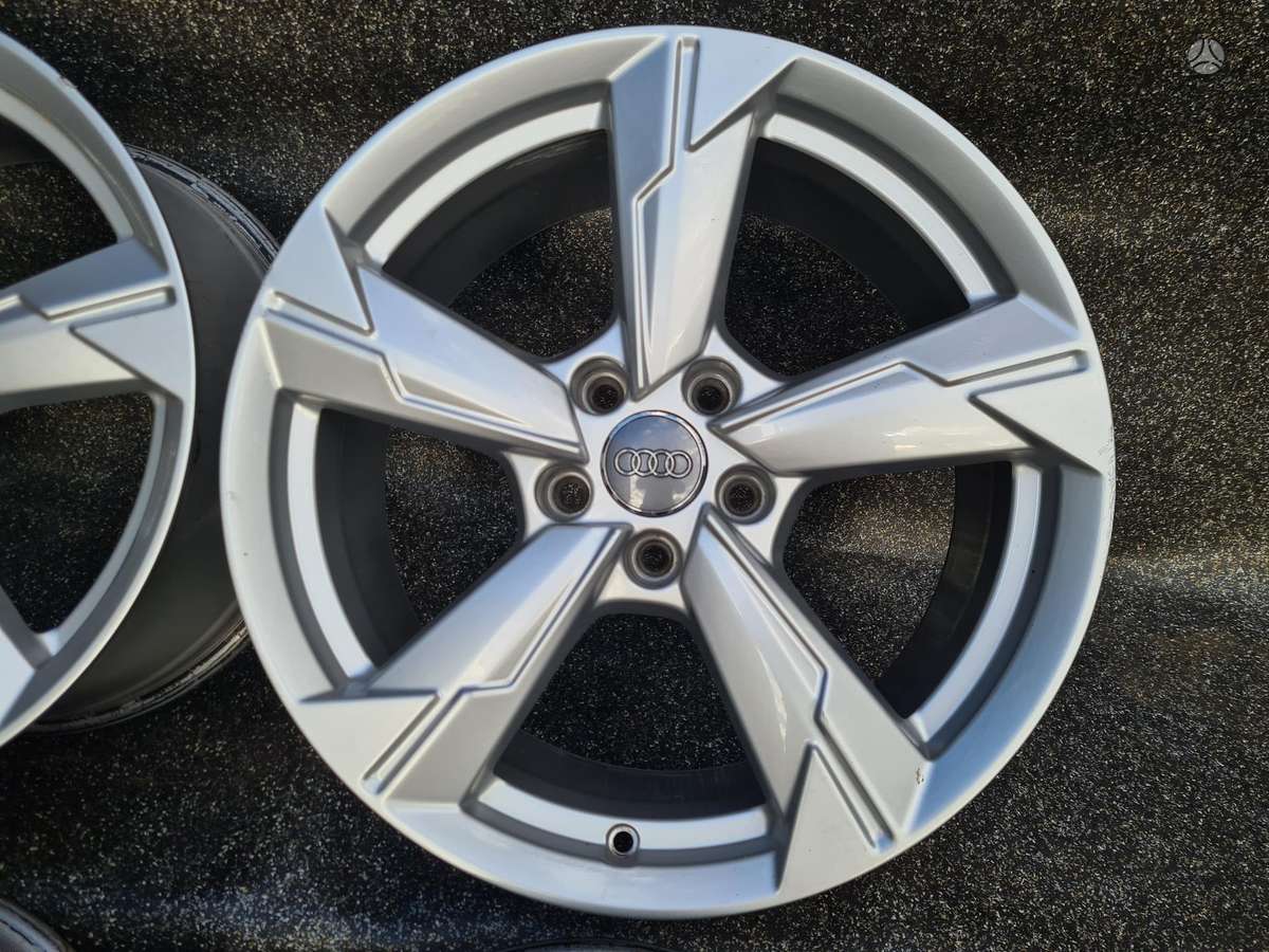 Audi ORIGINAL AUDI, легкосплавные , R18