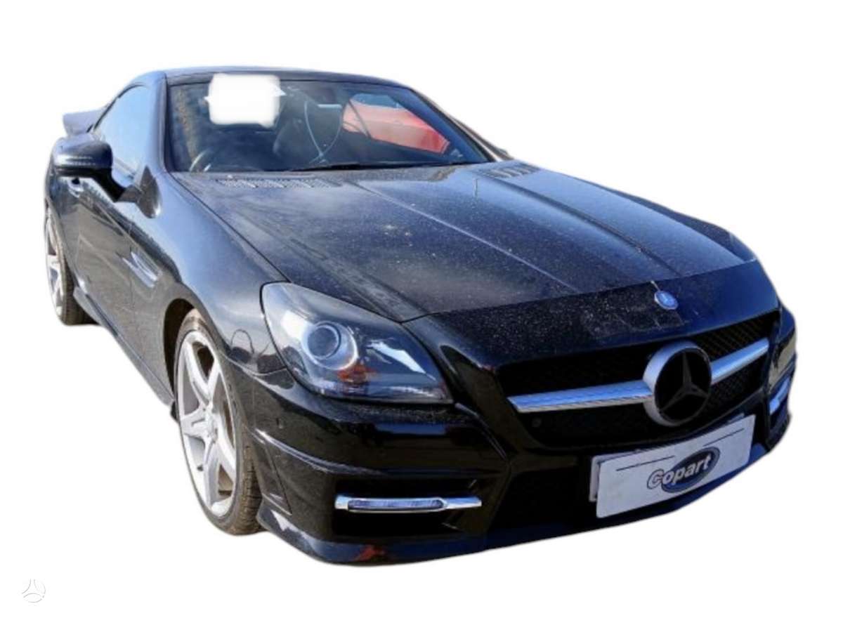 Mercedes-Benz SLK klasė Dalimis