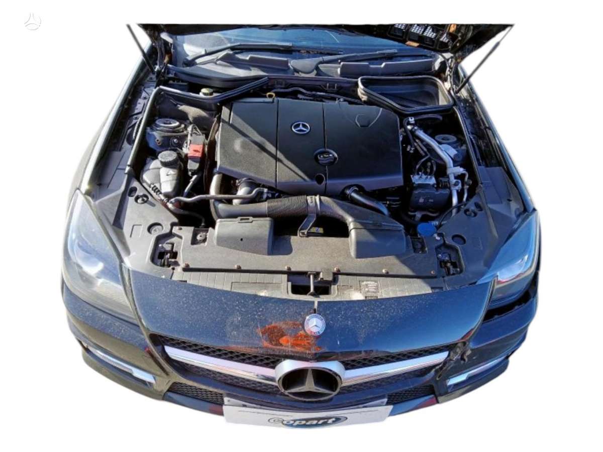 Mercedes-Benz SLK klasė Dalimis