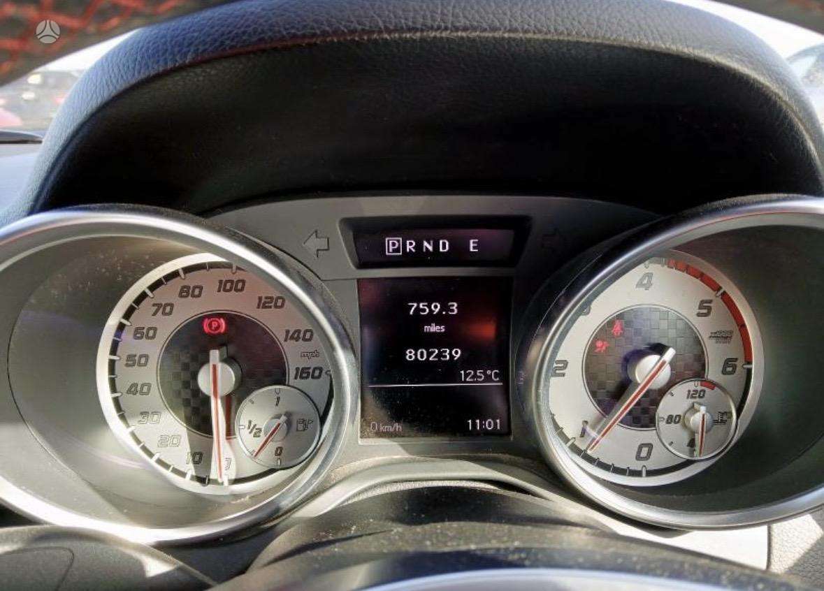 Mercedes-Benz SLK klasė Dalimis
