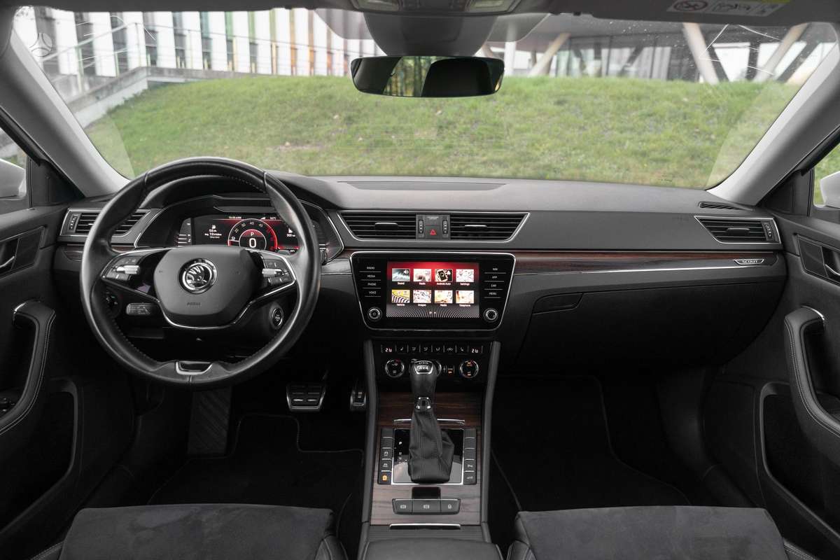 Skoda Superb, 2.0 l., Универсал
