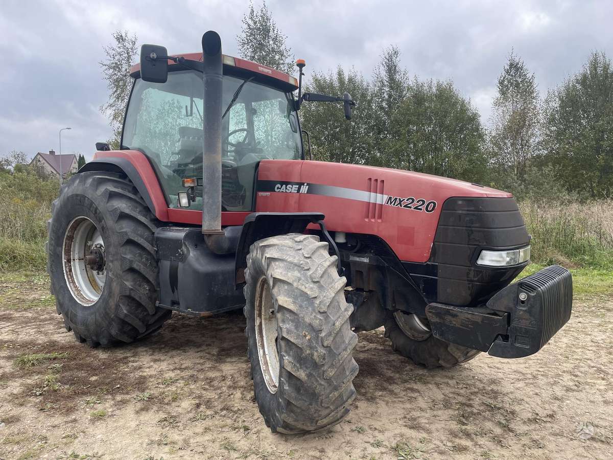 Case-IH MX220 Magnum, traktoriai