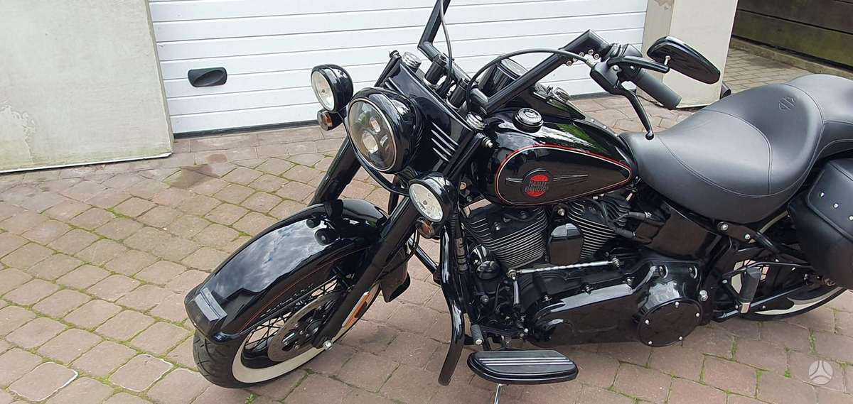 Harley-Davidson FLSTC 1700cc, choppers / cruisers / custom
