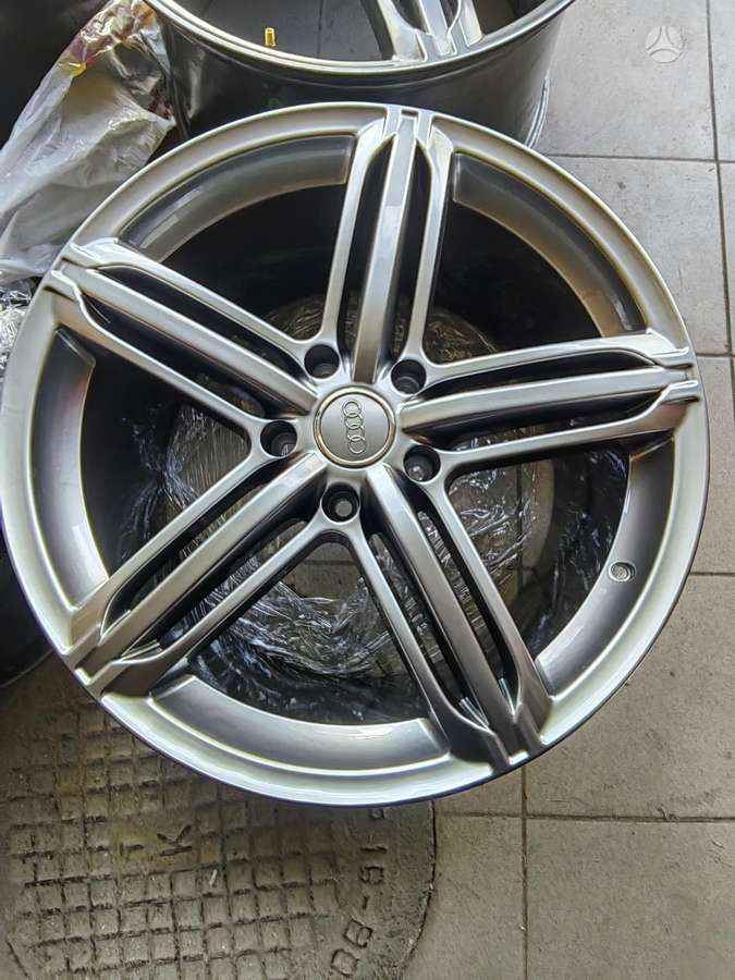 Audi Q7, light alloy, R21