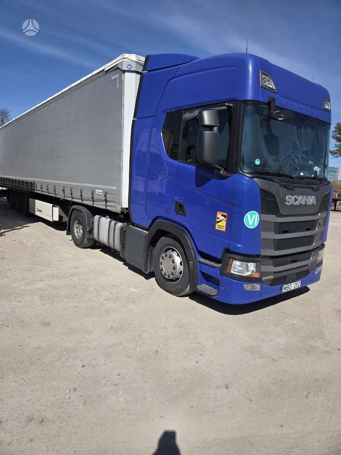 Scania R450, double sleeper