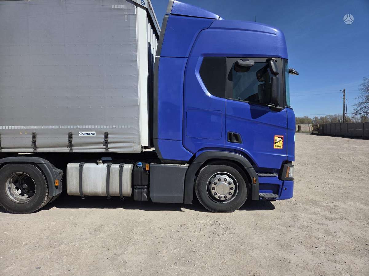 Scania R450, double sleeper