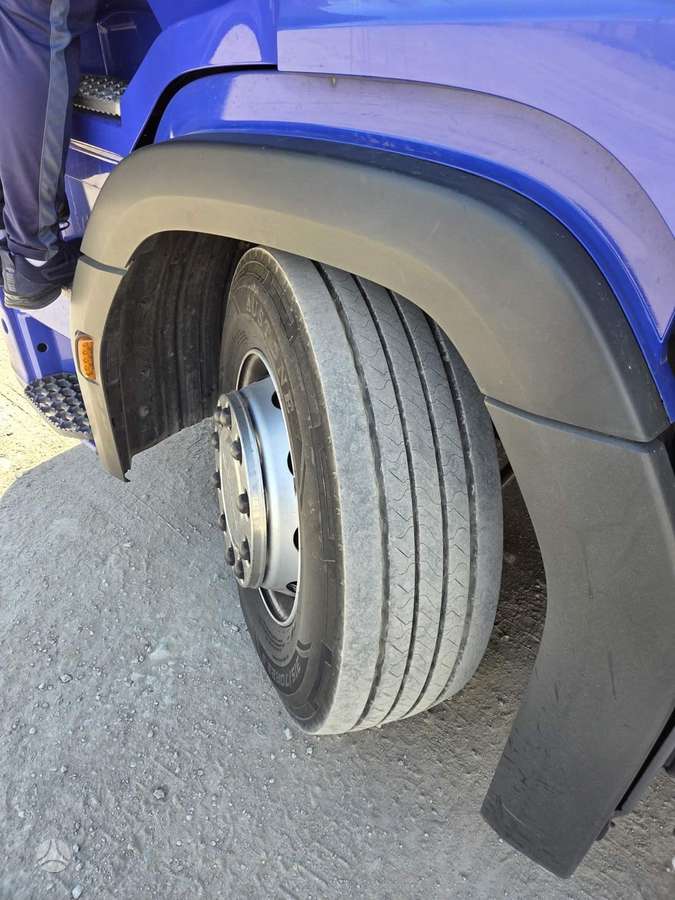 Scania R450, double sleeper