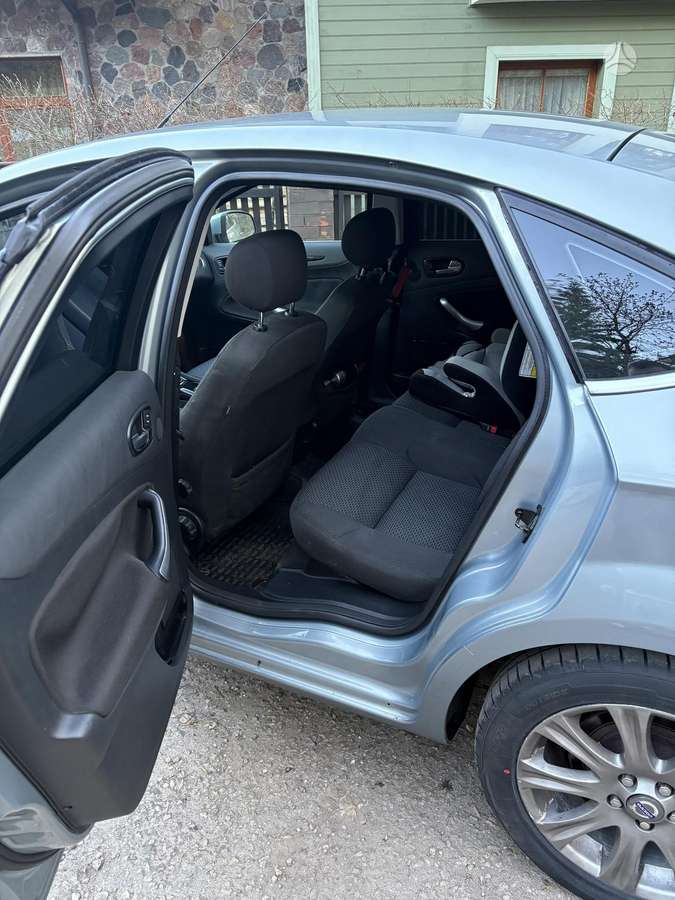 Ford Mondeo, 1.8 l., hečbekas