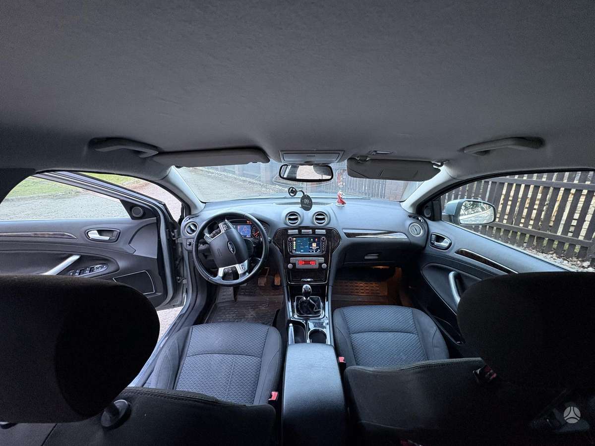 Ford Mondeo, 1.8 l., hečbekas