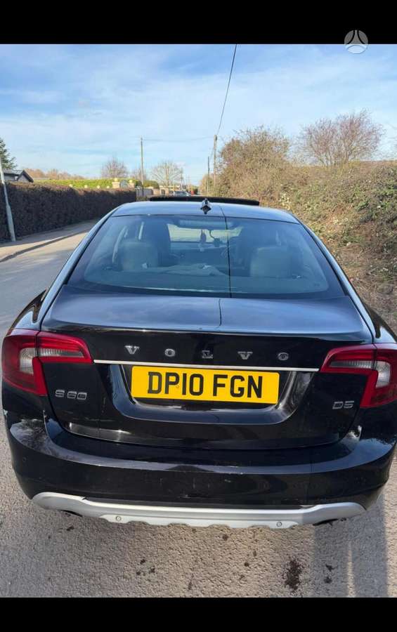 Volvo S60