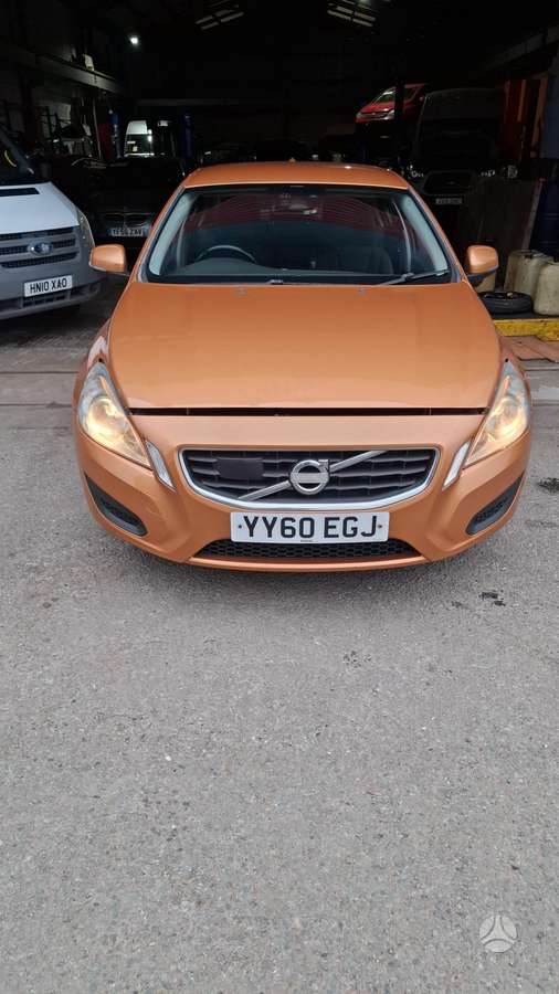 Volvo S60