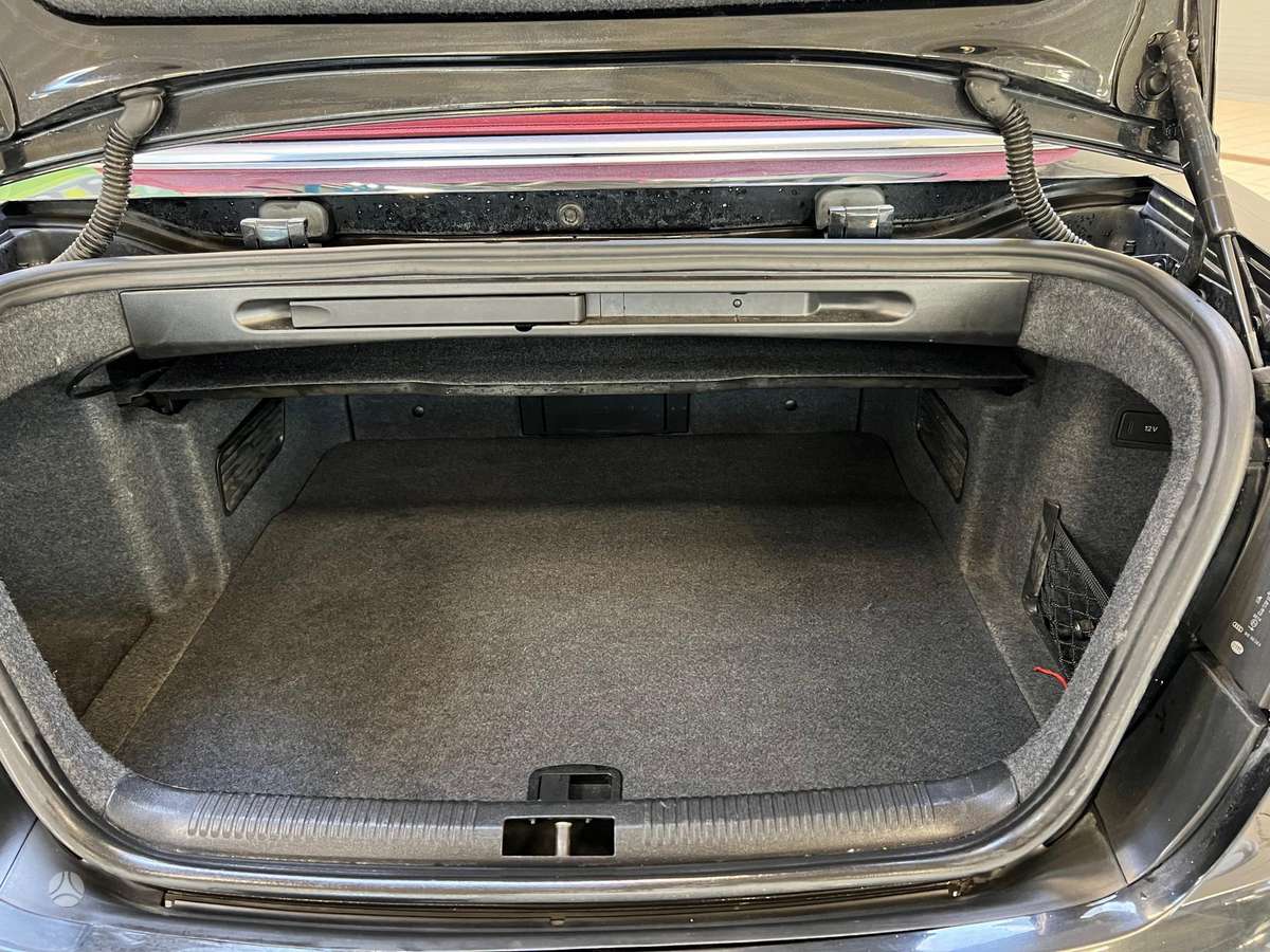 Audi A4, 2.5 l., kabrioletas