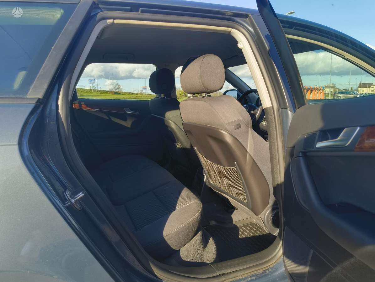 Audi A3, 1.8 l., hatchback