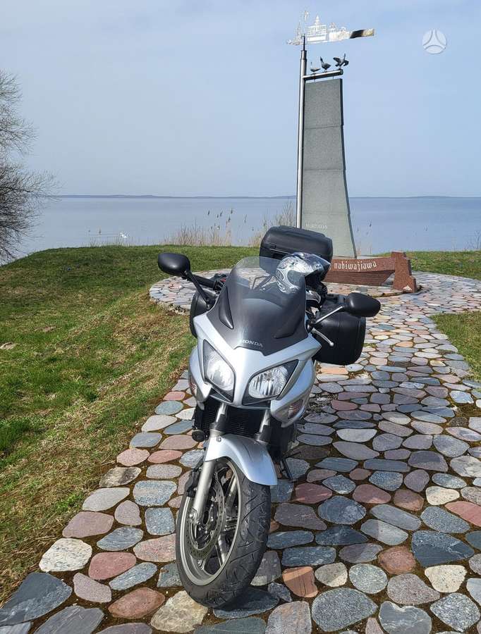 Honda CBF 998cc, street / classic