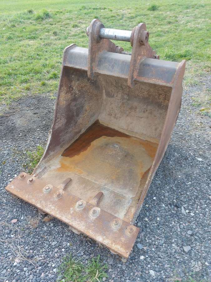 Case CX130, ekskavatoriai