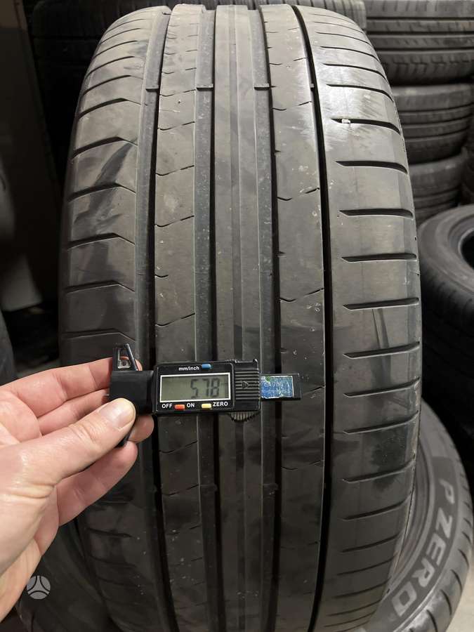 Pirelli P ZERO PZ4 2024m!, летние 255/40 R21