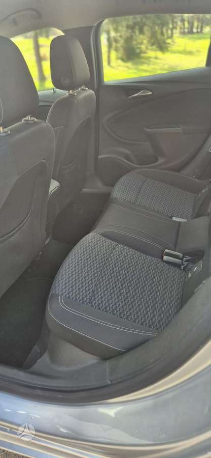 Opel Astra, 1.6 l., Хэтчбек
