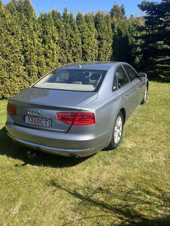 Audi A8, 3.0 l., Лимузин