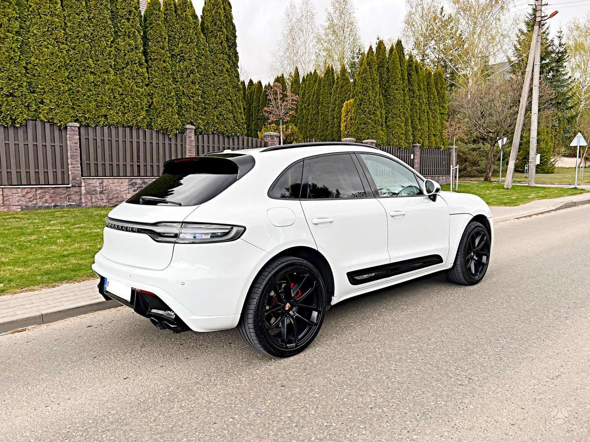 Porsche Macan, 2.0 l., off-road / crossover