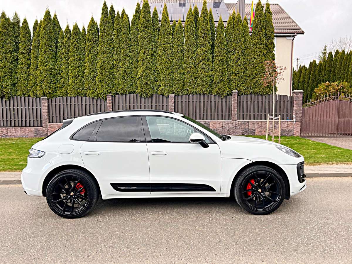 Porsche Macan, 2.0 l., off-road / crossover