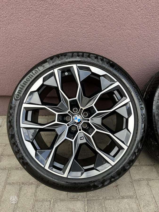 BMW X7 Facelift, lengvojo lydinio, R22
