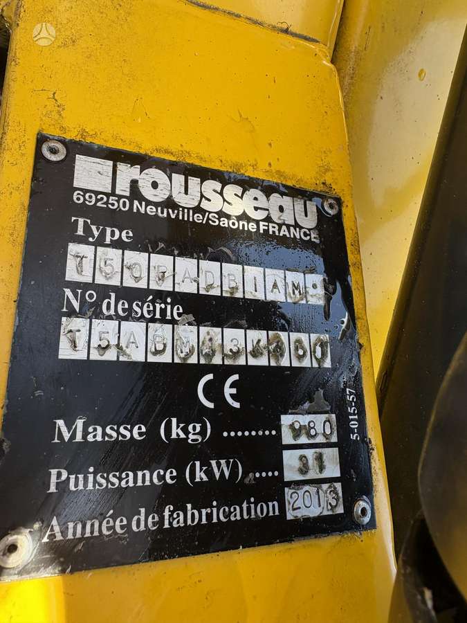 -Kita- Rousseau, roadside maintenance vehicles