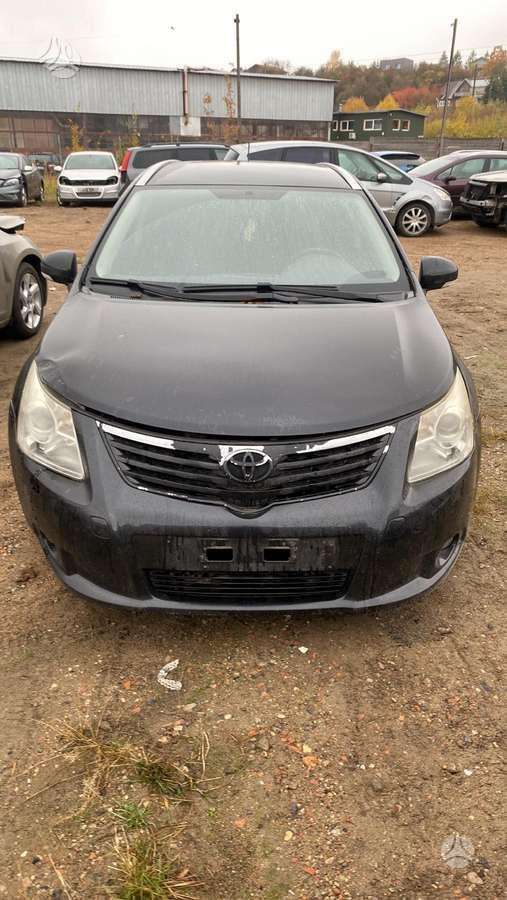Toyota Avensis dalimis