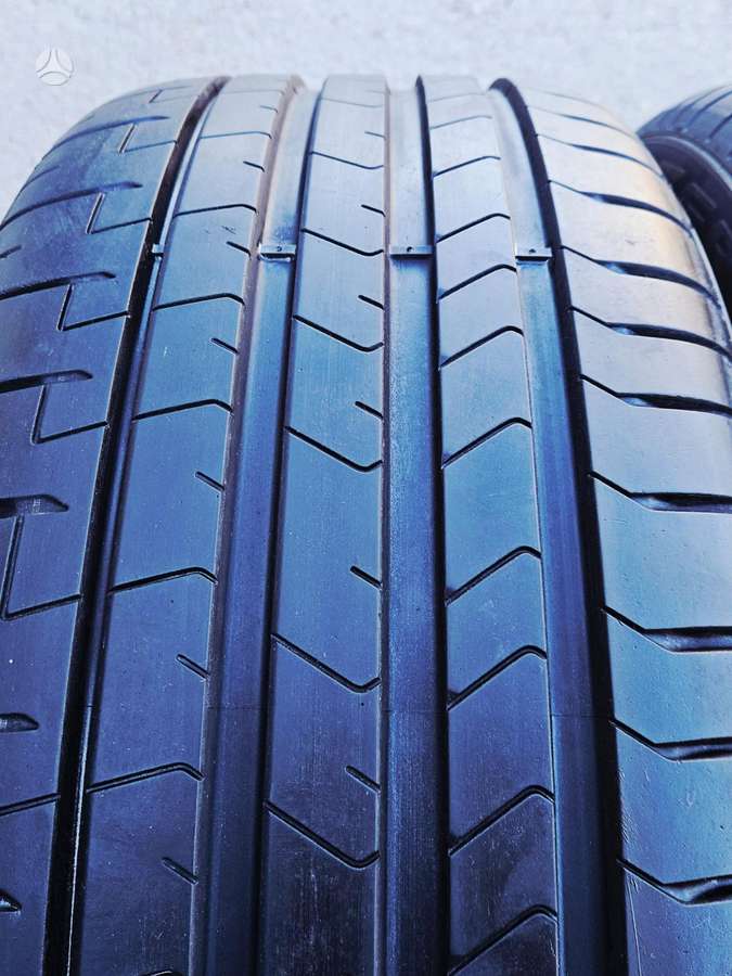 Pirelli P ZERO, летние 245/40 R19