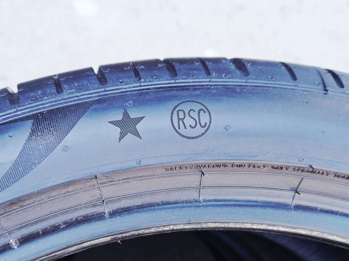 Pirelli P ZERO, summer 245/40 R19