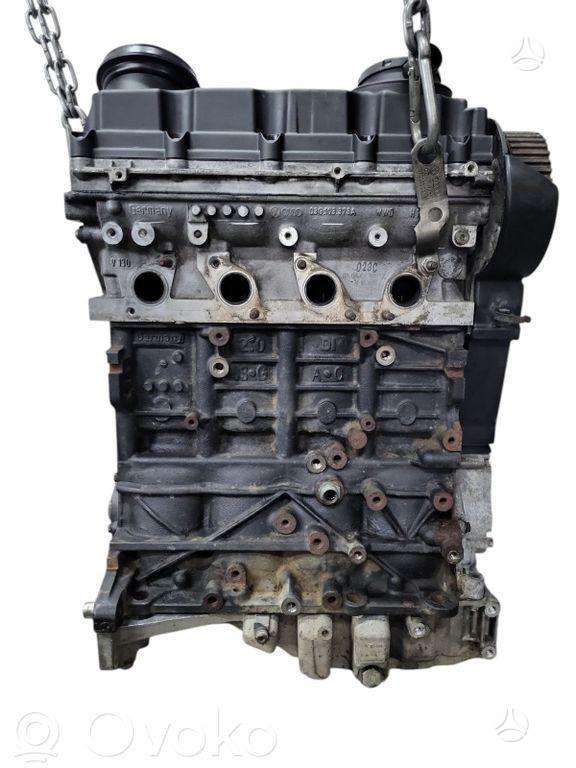 Audi A4, BRE, двигатель