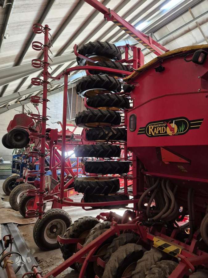 Vaderstad RAPID 8, seeders, planters